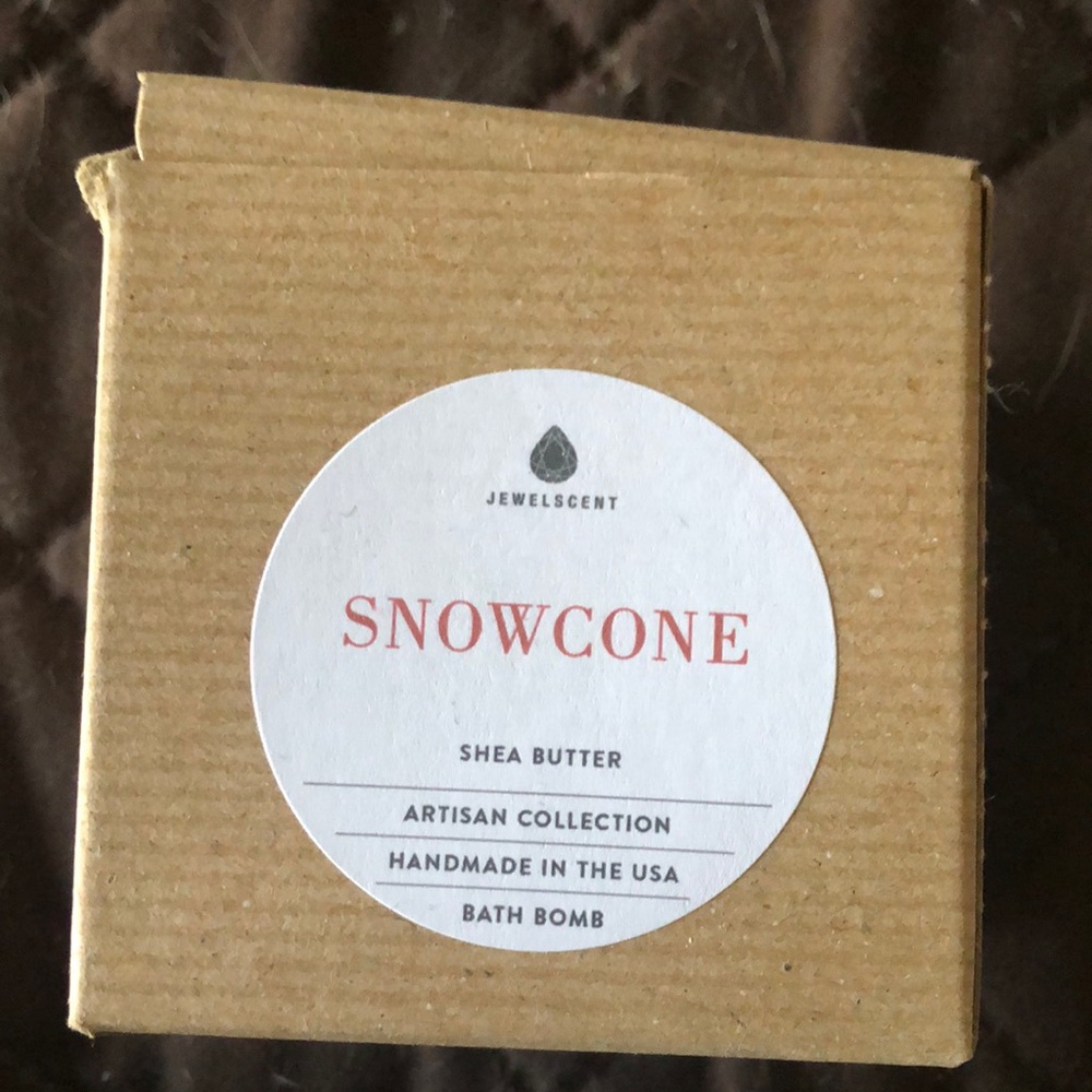 Jewelscent jewelry bath bomb brand new Snowcone